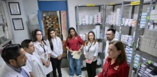 Rocío Nahle gestionará ampliación del Hospital de Poza Rica y nuevo equipo médico