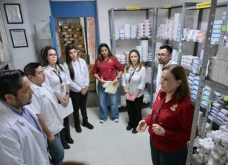 Rocío Nahle gestionará ampliación del Hospital de Poza Rica y nuevo equipo médico