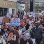 Lemus responde con gas lacrimógeno, chorros de agua y detenciones a la exigencia ciudadana de agua limpia en Guadalajara