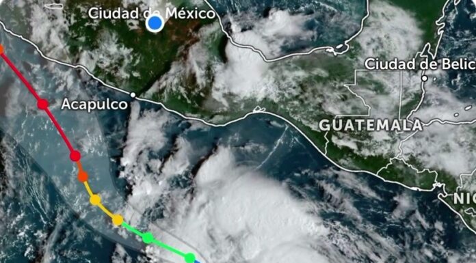 Se forma la depresión tropical 21-E frente a Oaxaca; prevén más lluvias en el sur y sureste