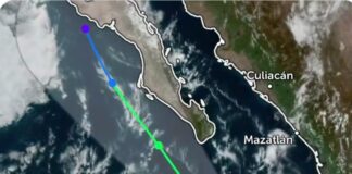 Huracán Simón se aproxima a Baja California Sur con vientos de 120 km/h