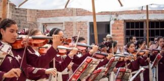 El proyecto Viva el Mariachi reúne a niñas, niños y jóvenes de distintas comunidades en talleres y encuentros