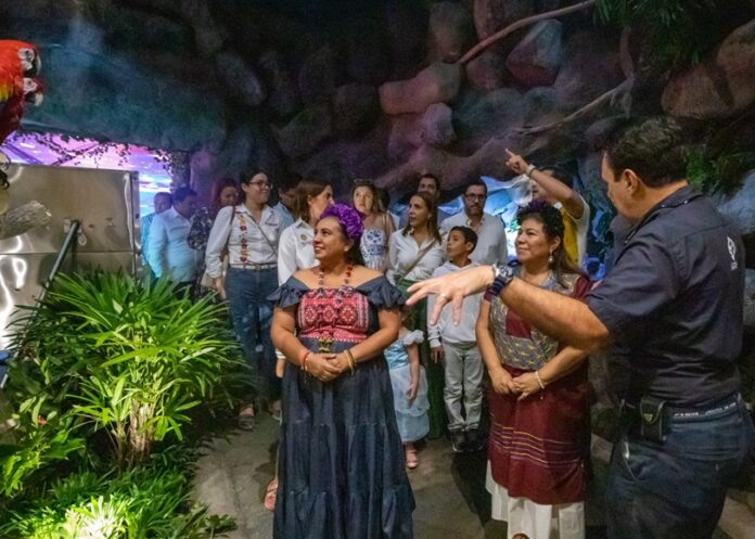 Xochitl Molina en el Aquarium